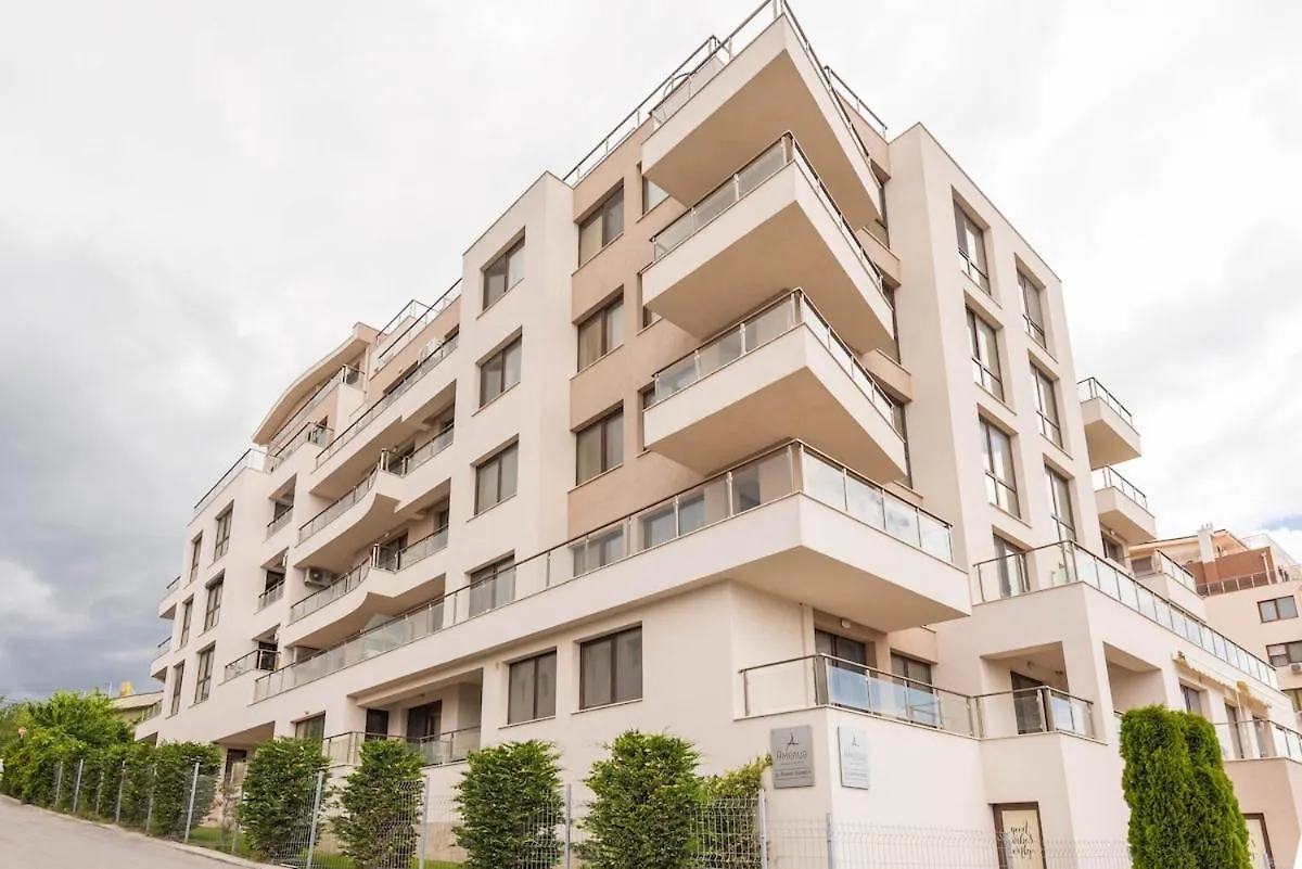 One Bedroom Apartment In Amelia Kabakum 바르나